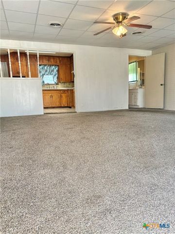 106 N 1st Street, Little River Academy, TX 76554