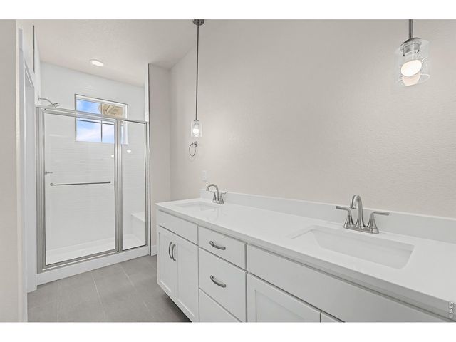 4216 Trapper Lake Dr, Loveland, CO 80538