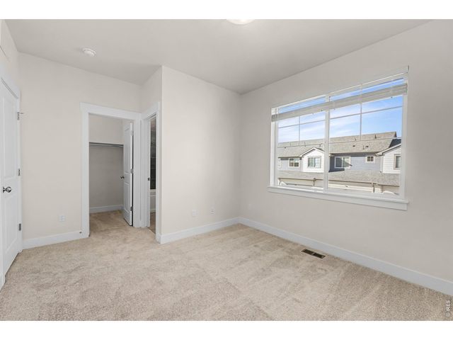 4216 Trapper Lake Dr, Loveland, CO 80538