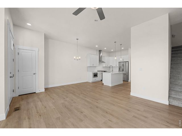 4216 Trapper Lake Dr, Loveland, CO 80538