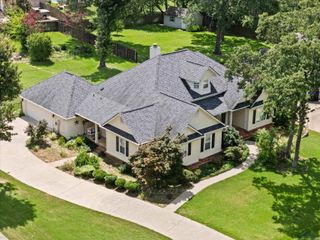 5201 Whitaker, Longview, TX 75605