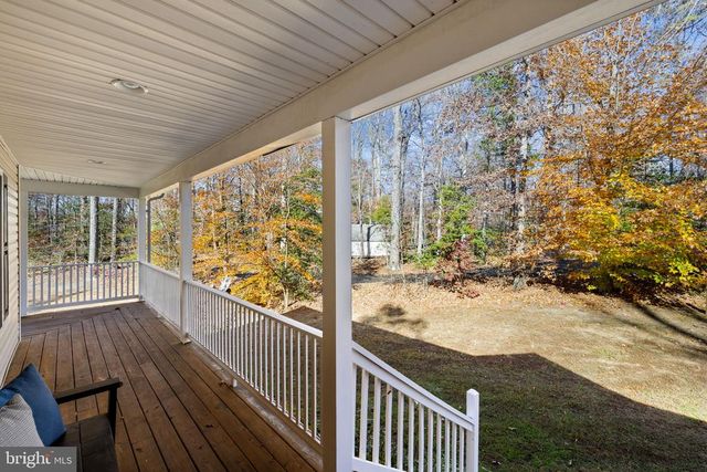 14 OAK RD, Bumpass, VA 23024