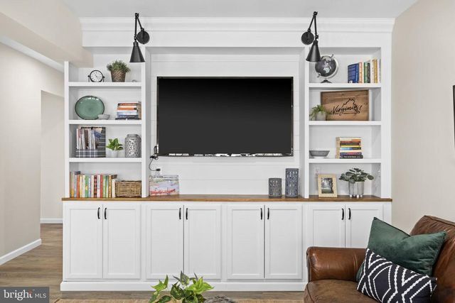 14 OAK RD, Bumpass, VA 23024