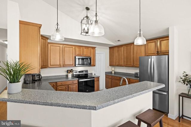 14 OAK RD, Bumpass, VA 23024