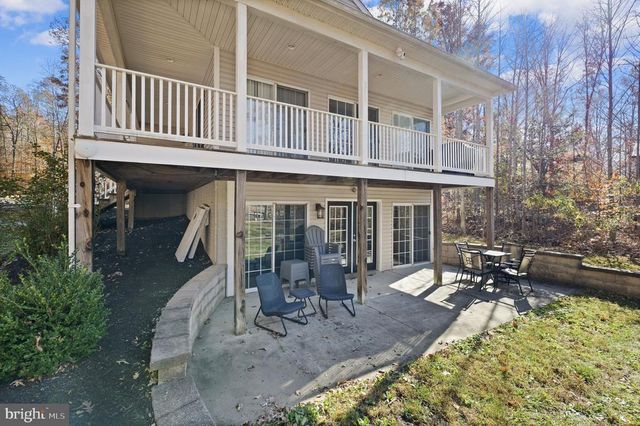 14 OAK RD, Bumpass, VA 23024