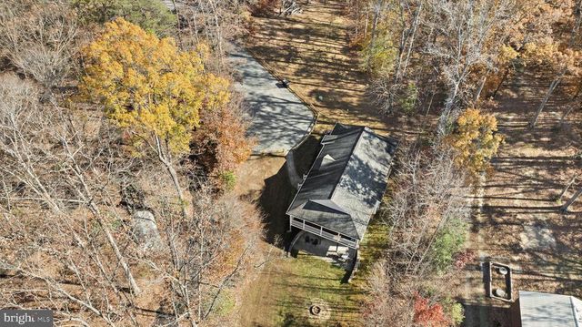 14 OAK RD, Bumpass, VA 23024