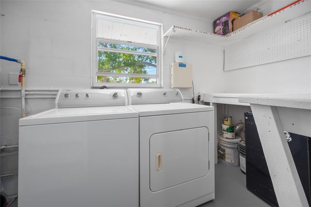 231 LAKEVIEW LANE, Englewood, FL 34223