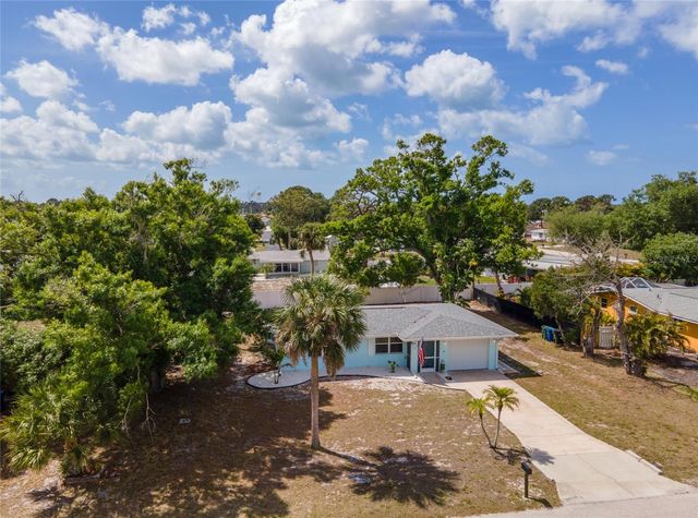 231 LAKEVIEW LANE, Englewood, FL 34223