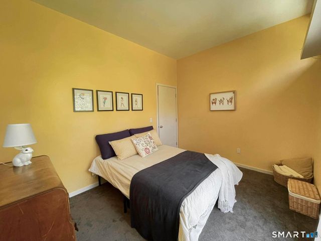 607 Lake Drive, Guilford, CT 06437