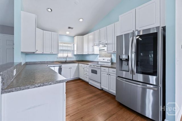 9 Ballasalla Loop, Savannah, GA 31407