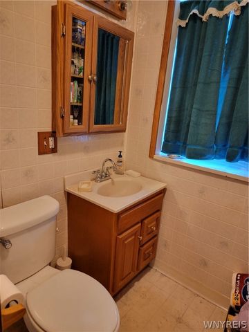 2351 Checkered Tavern Road, Hartland, NY 14008