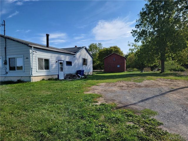2351 Checkered Tavern Road, Hartland, NY 14008