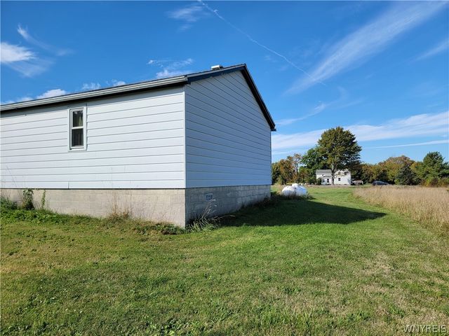 2351 Checkered Tavern Road, Hartland, NY 14008