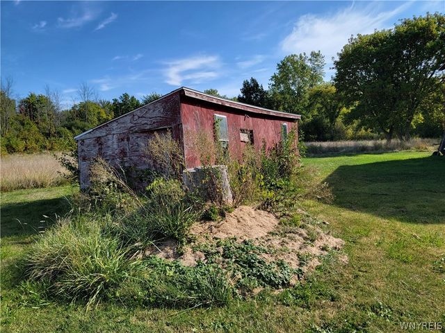 2351 Checkered Tavern Road, Hartland, NY 14008