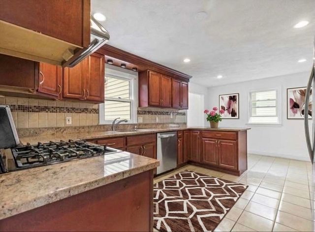 20 Smart, Waltham, MA 02451