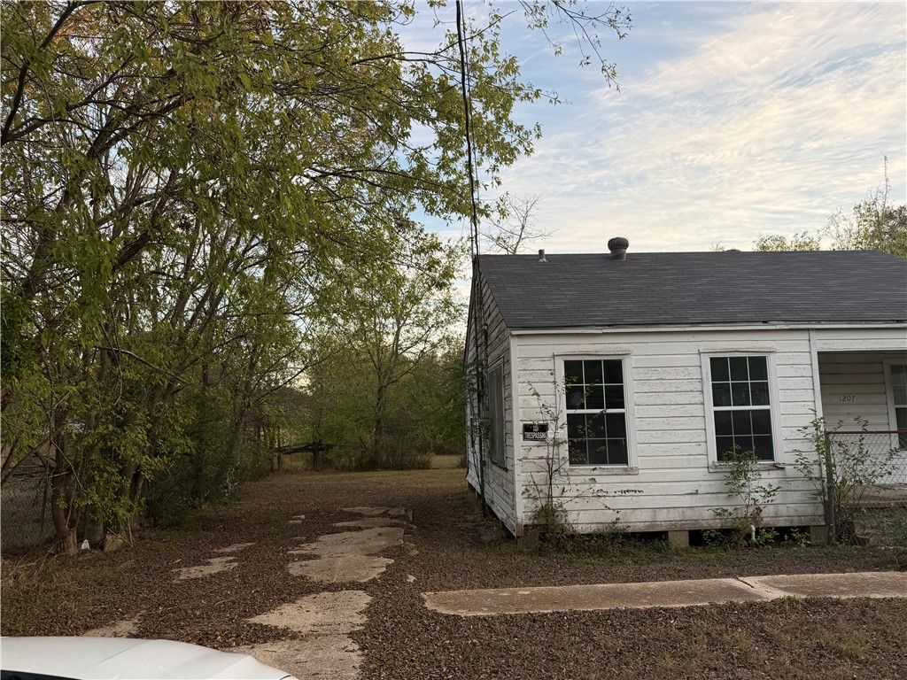1207 South Drive, Bryan, TX 77803 — photo 3