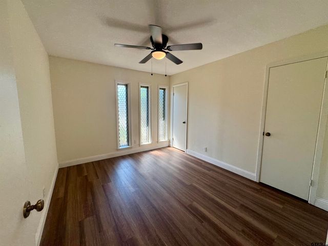 220 Guadalupe, Athens, TX 75751