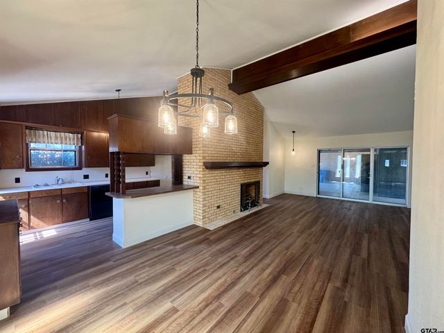 220 Guadalupe, Athens, TX 75751