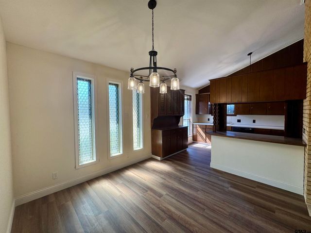 220 Guadalupe, Athens, TX 75751