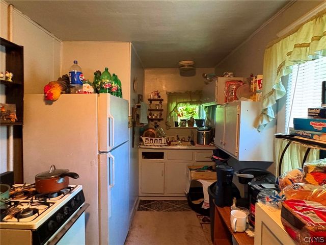 113 W 4th St N, Fulton, NY 13069