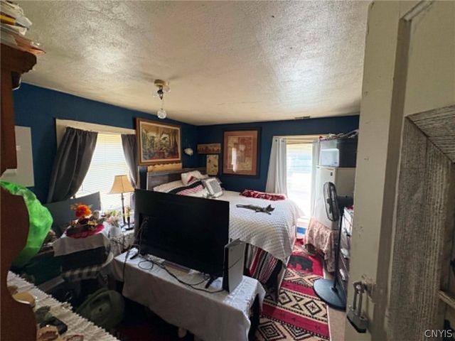 113 W 4th St N, Fulton, NY 13069