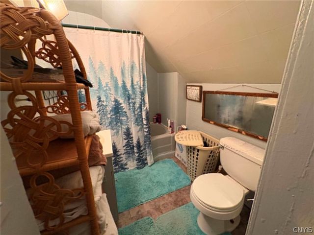 113 W 4th St N, Fulton, NY 13069