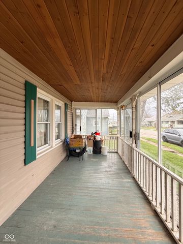 725 E 27th Street, Anderson, IN 46016