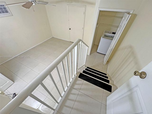 20565 SW 80th Pl, Cutler Bay, FL 33189