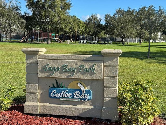 20565 SW 80th Pl, Cutler Bay, FL 33189