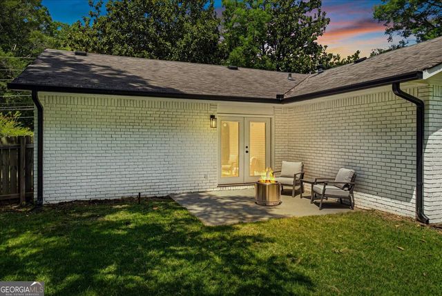 83 Sunset Lane, Newnan, GA 30263