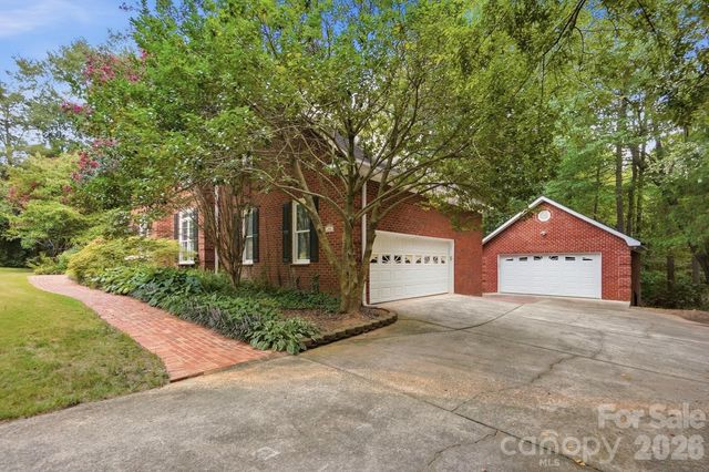 1006 Waterview Lane, Monroe, NC 28110