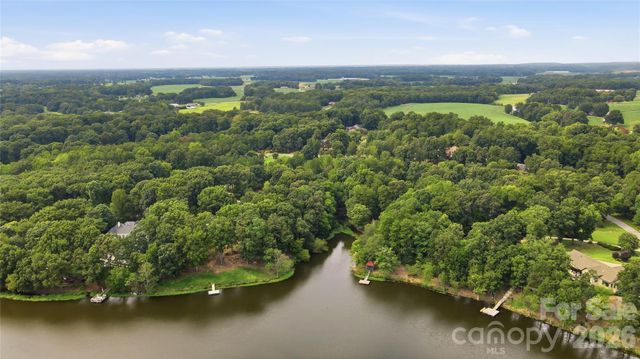 1006 Waterview Lane, Monroe, NC 28110