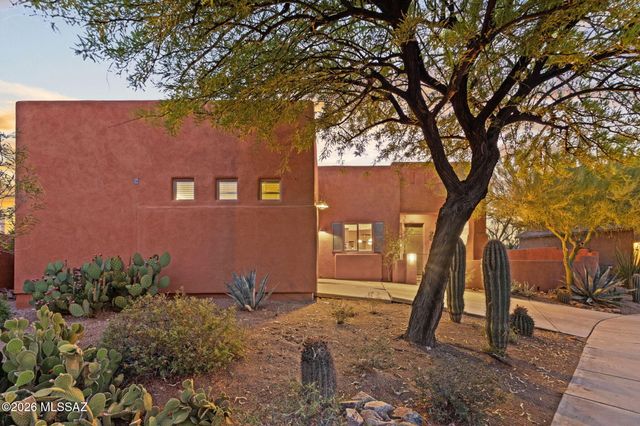 10446 E Sara Scarlet Loop, Tucson, AZ 85747