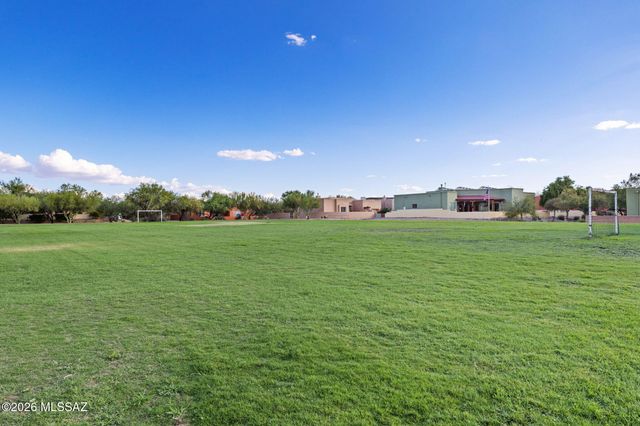 10446 E Sara Scarlet Loop, Tucson, AZ 85747