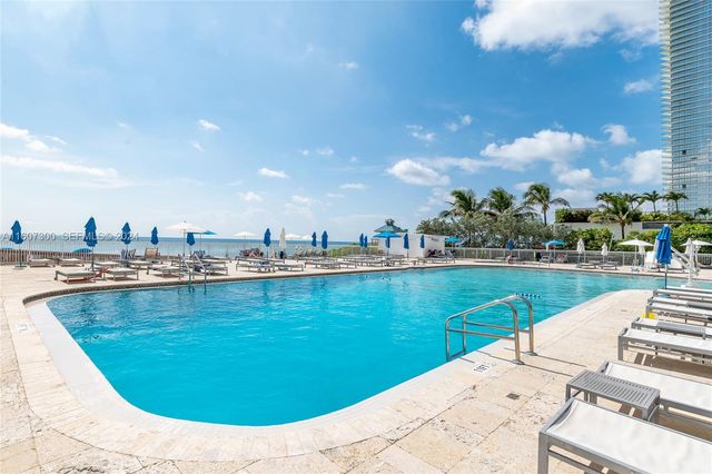 19201 Collins Avenue 428, Sunny Isles Beach, FL 33160