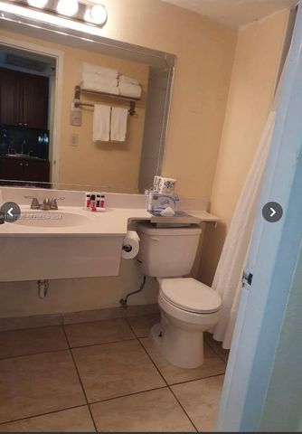 19201 Collins Avenue 428, Sunny Isles Beach, FL 33160