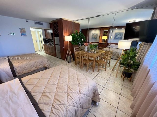 19201 Collins Avenue 428, Sunny Isles Beach, FL 33160