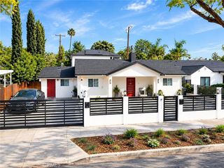 8216 Encino Avenue, Northridge, CA 91325