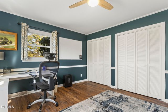 2112 Knob Creek Road, Johnson City, TN 37604