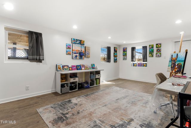 2112 Knob Creek Road, Johnson City, TN 37604