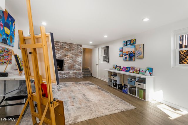 2112 Knob Creek Road, Johnson City, TN 37604