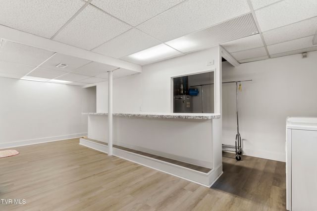 2112 Knob Creek Road, Johnson City, TN 37604