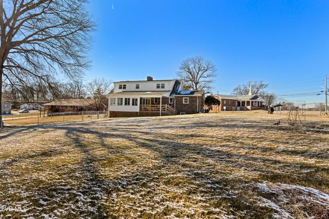 2112 Knob Creek Road, Johnson City, TN 37604