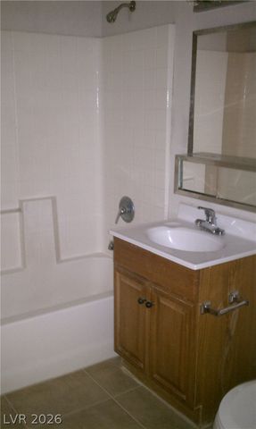 233 North 19th Street, Las Vegas, NV 89101