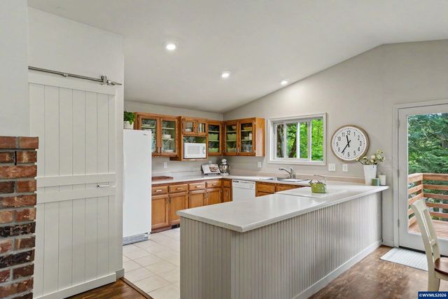 2351 NW Nightingale Pl, Corvallis, OR 97330
