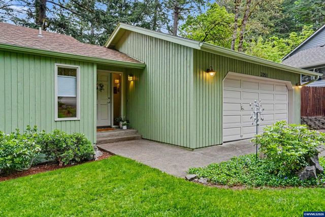 2351 NW Nightingale Pl, Corvallis, OR 97330