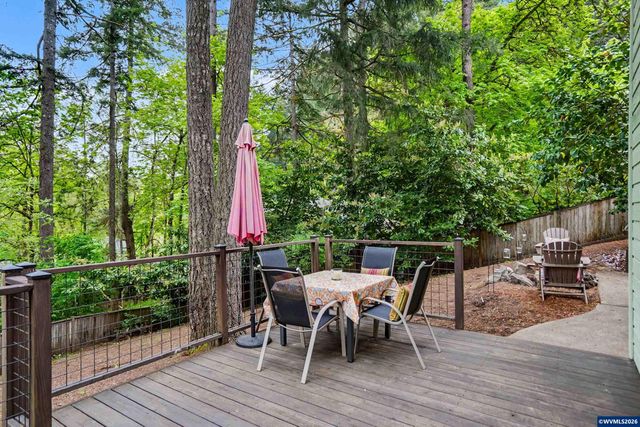2351 NW Nightingale Pl, Corvallis, OR 97330