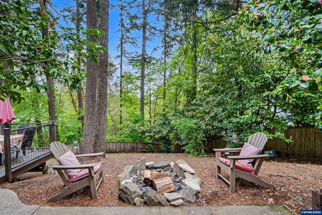 2351 NW Nightingale Pl, Corvallis, OR 97330