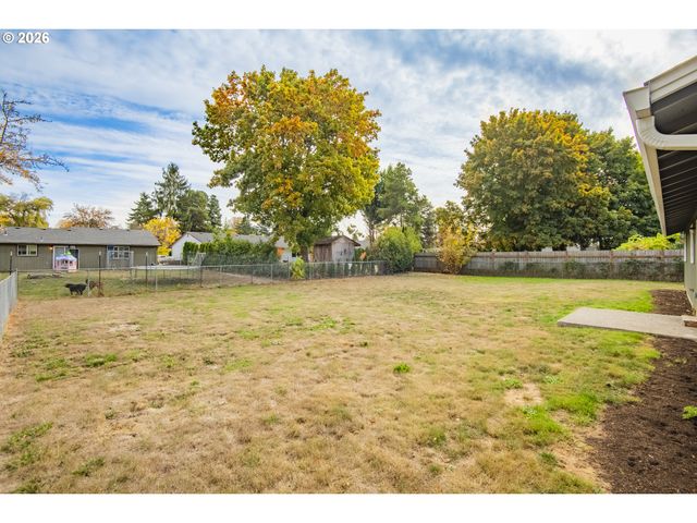 1874 Ne 15TH Ave, Hillsboro, OR 97124