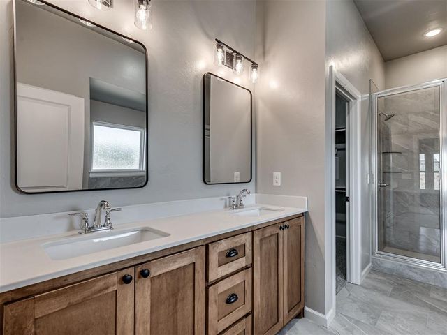 1111 Wisteria Way, Noble, OK 73068